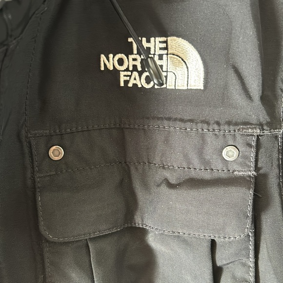 North face women’s ski/snowboard jacket; S - Picture 3 of 5